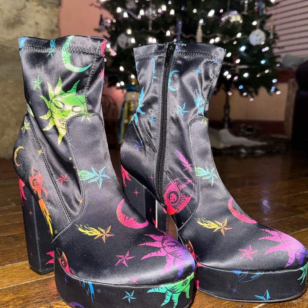 Current Mood Celestial Magic Platform Boots - image 2